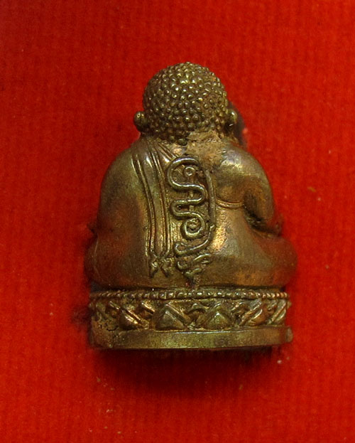 พระสังกัจจายน์ รุ่น รับทรัพย์ ปี 54 เนื้อทองสำริด ก้นอุดผง 