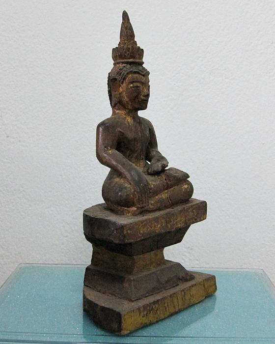 พระบูชา ไม้แกะล้านนา เก่าๆ