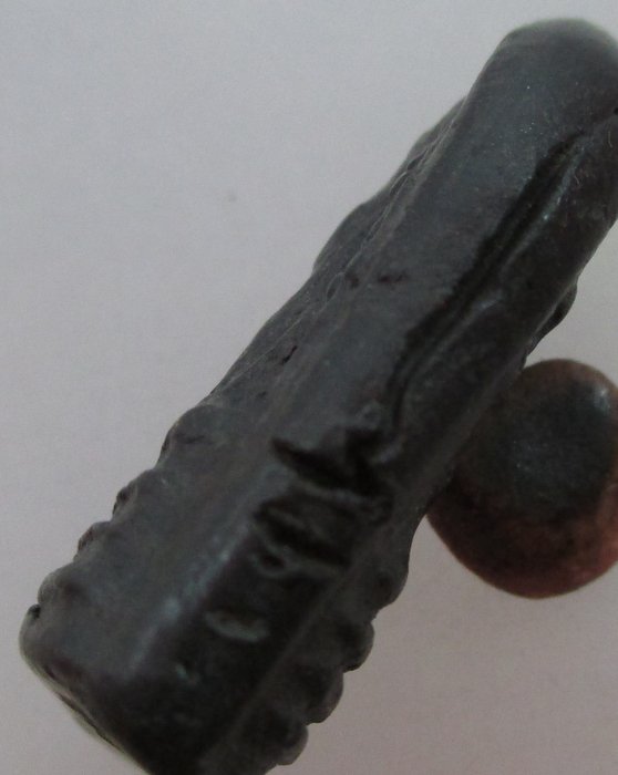 พระกริ่งคลองตะเคียน กรุวัดประดู่ทรงธรรม อยุธยา พิมพ์ 2 หน้า