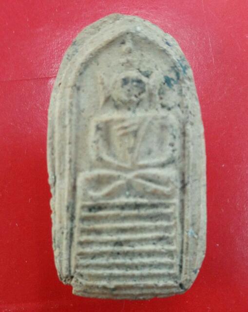 สมเด็จเล็บมือหลวงพ่อหม่นวัดคลองสิบสอง