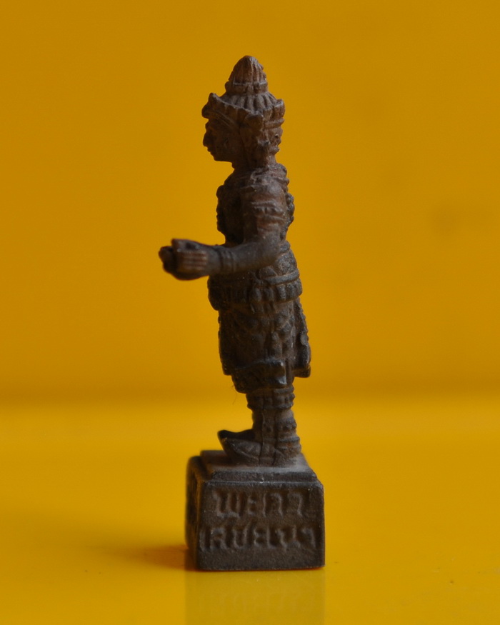 ท้าวเวสสุวัณณังเนื้อลูกแก้ว หลวงปู่ชื้น วัดญาณเสน