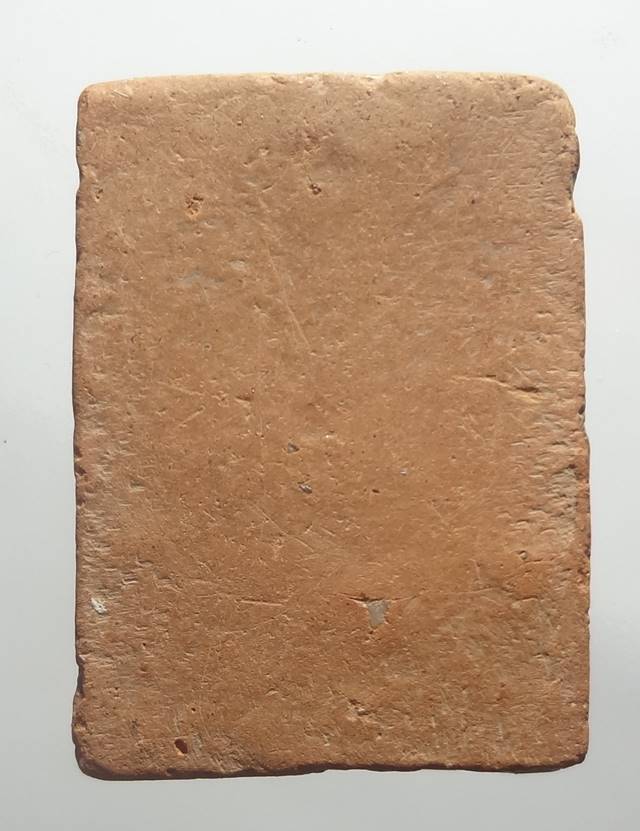 : พระเนื้อดินหลวงพ่อเงินวัดบางคลาน