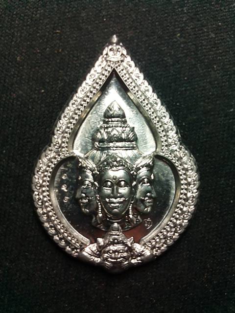 พระเหนือพรหม รุ่นเแรก ลพ.แม้น วัดหน้าต่างนอก เนื้อตะกั่ว สวย พร้อมจาร กล่องเดิม