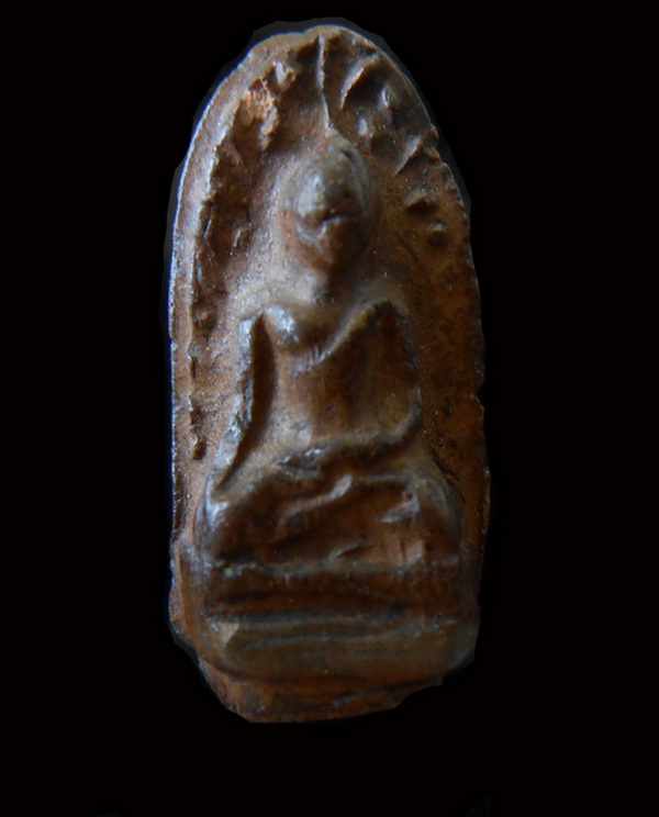 พระรอดวัดพระสิงห์ พิมพ์กลาง วัดพระสิงห์วรมหาวิหาร จ.เชียงใหม่