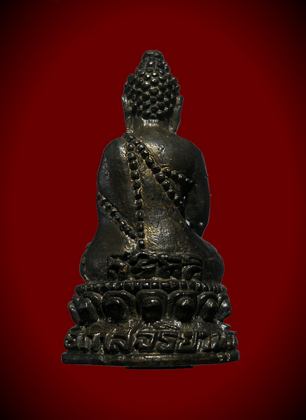 พระกริ่ง เนื้อสวย กริ่งดังไม่ขัด ไม่ทราบที่