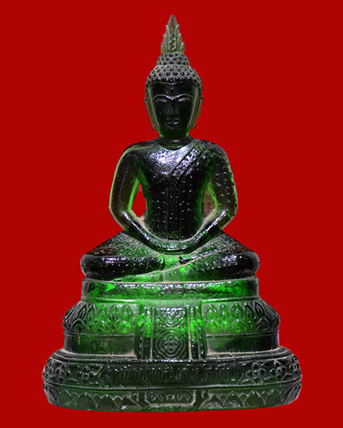 พระบูชา5นิ้ว พระแก้วมรกต พิธี25 พุทธศตวรรษ เนื้อสีเขียว สำนักพุทธมณีประทีป สภาพสวยมาก ไม่มีร้าวครับ