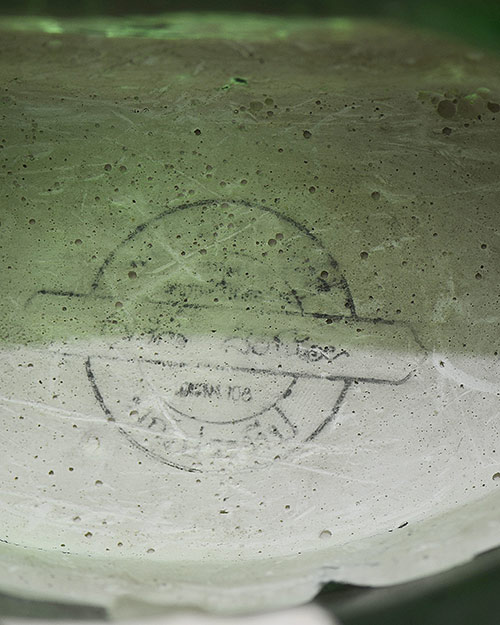 พระบูชา5นิ้ว พระแก้วมรกต พิธี25 พุทธศตวรรษ เนื้อสีเขียว สำนักพุทธมณีประทีป สภาพสวยมาก ไม่มีร้าวครับ