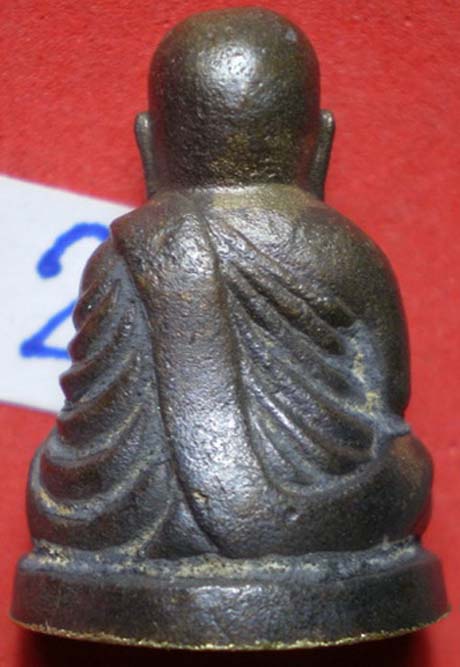 หลวงพ่อเงิน หล่อนำฤกษ์ วัดบางคลาน รุ่นกองทุน 53 พร้อมกล่องกำมะหยี่เดิมเดิม