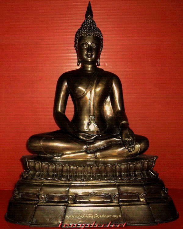 พระพุทธหลักเมืองมิ่งมงคลกาญจน์ ปางสะดุ้งกลับ ชนะมาร ประทานทรัพย์ พระดีพิธีใหญ่ สวยมากค่ะ