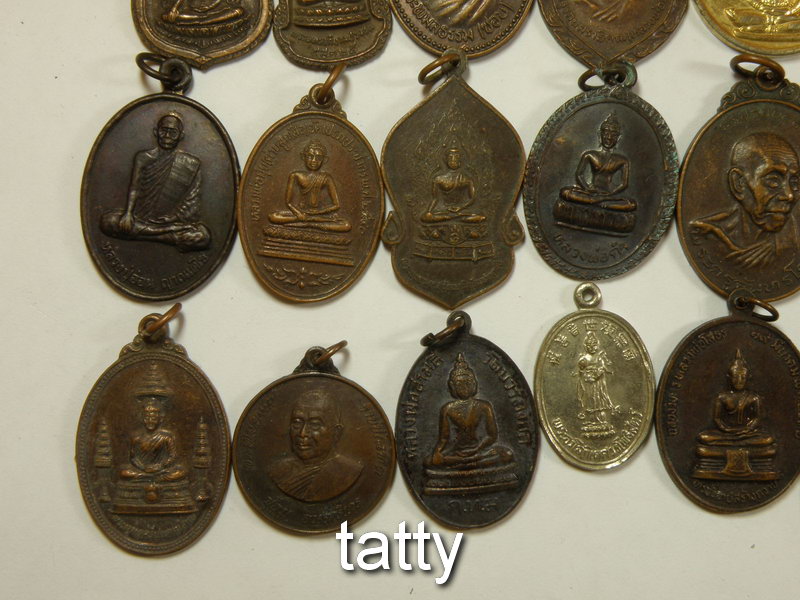 เหมาๆ ตกองค์ละ 7 บาท เหรียญสร้างระหว่างปี 2521-2540 ชุดที่1
