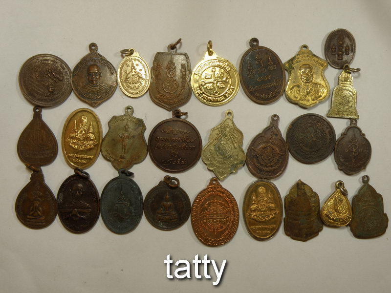เหมาๆ ตกองค์ละ 7 บาท เหรียญสร้างระหว่างปี 2521-2540 ชุดที่2