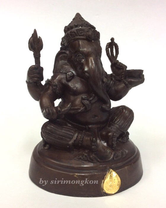 พระพิฆเนศ กรมศิลปากร ปี50 ขนาดบูชา หน้าตัก3นิ้ว สูง4.5นิ้ว"ใต้ฐาน อุดพระพิฆเนศ เนื้อผงว่าน ปี50" 