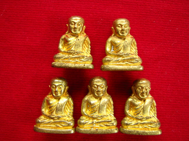 5 องค์ หลวงพ่อเงิน วัดบางคลาน พิมพ์นิยม