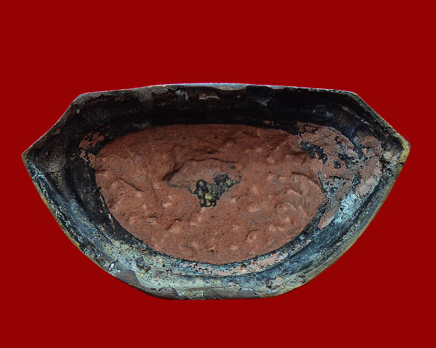 พระบูชา5นิ้ว สมัยรัชกาล ก้นดินไทย เนื้ออมแดง พิมพ์สมาธิ