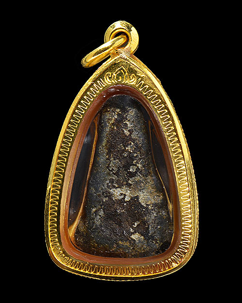 พระท่ากระดานน้อย เนื้อตะกั่วสนิมแดง กรุศาลเจ้า จ.ราชบุรี+เลี่ยมทอง