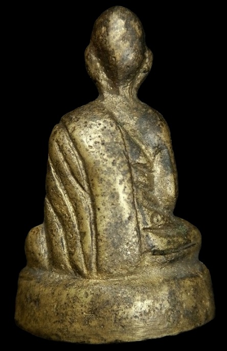 รูปหล่อรุ่นแรกหลวงพ่อฟัก วัดบันได จ.อยุธยา