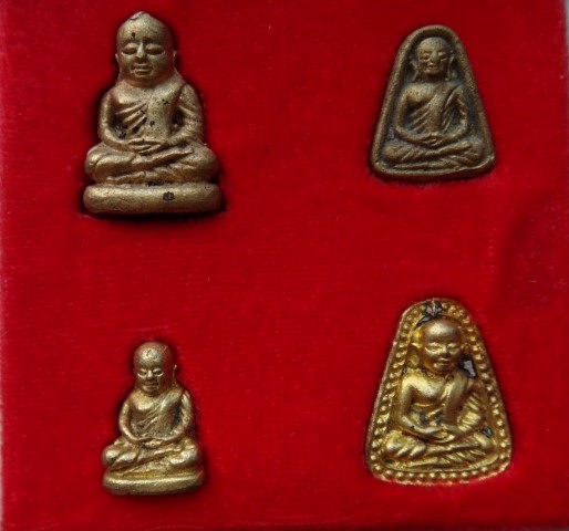 หลวงพ่อเงิน ธรรมปิฎก วัดสุทัศน์+หลวงพ่อเงินสายสิญจน์ ปี28 เค าะเดียว