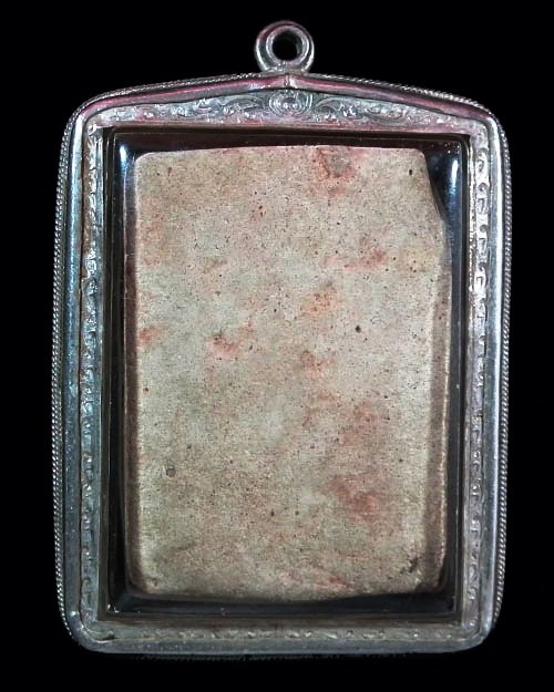 พระแผงนาดูนตัดหก  กรุพระบรมธาตุนาดูน จ.มหาสารคาม