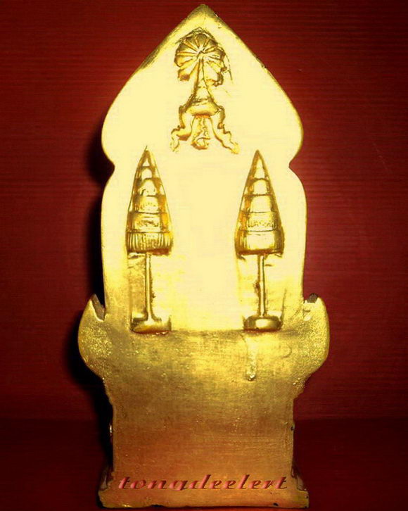 พระบูชาหลวงพ่อโต วัดป่าเลไลยก์ จ.สุพรรณบุรี ปิดทองทั้งองค์ สวยมากค่ะ