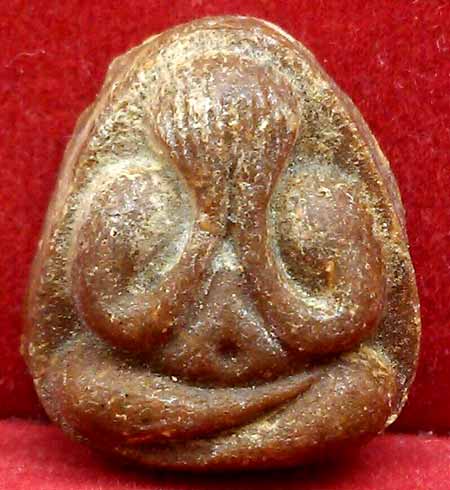 *ปิดตามหาเสน่ห์ ยันต์พุทโธ ปี๒๕๒๑ เนื้อน้ำตาลปี๊บ..ลป.โต๊ะ วัดลาดปลาเค้า*