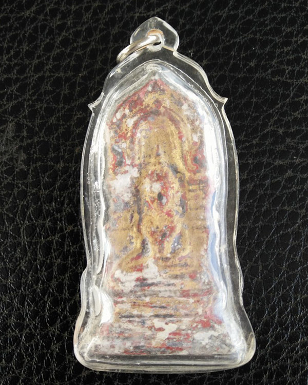 พระซุ้มขุนตาล ลำพูน เนื้อชินสนิมแดง