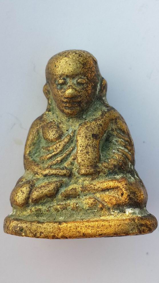 รูปหล่อหลวงพ่อเงินวัดบางคลาน รุ่นปืนแตก ปี 28ล