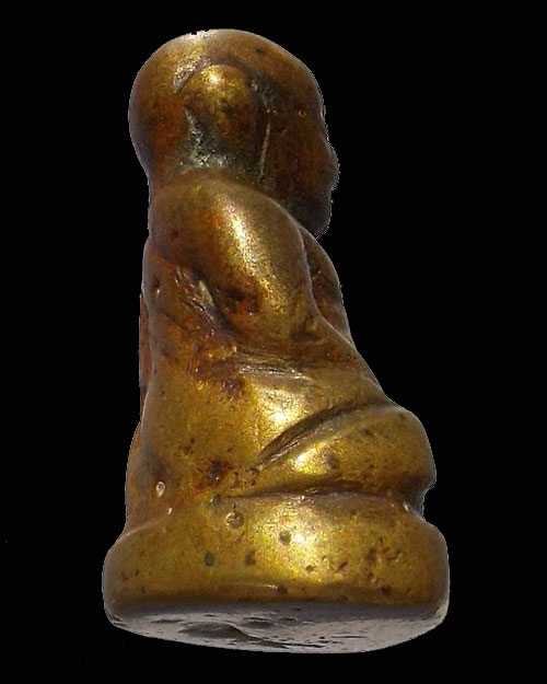 หลวงพ่อเงิน ปี 2456 พิมพ์ใหญ่ แขนบั้ง วัดห้วยเขน จ.พิจิตร เลี่ยมทอง