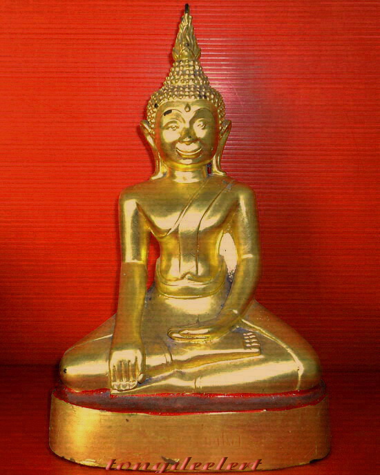 พระบูชาหลวงพ่อโต วัดหลักสี่่ จ.สมุทรสาคร หน้าตัก 6 นิ้ว ปิดทองค่ะ