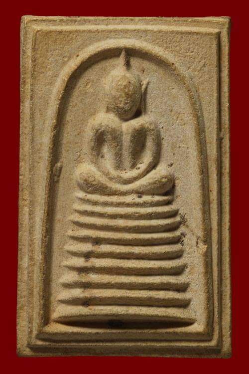 พระสมเด็จ เก้าชั้น หลวงปู่จันทร์ วัดศรีเทพ เคาะเดียวแดง ค่ะ