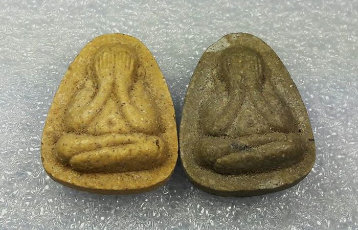 พระปิดตาปลดหนี้ หลวงปู่โต๊ะ วัดประดู่ฉิมพลี ออกวัดเกาะแก้ว 2 องค์