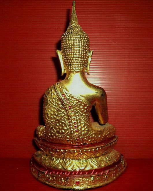 พระบูชารัตนะตอนปลาย(เสาชิงช้า) ใต้ฐานดินไทย รักทองเต็ม สวยมากค่ะ