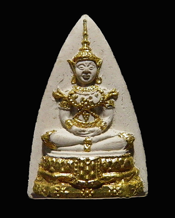 พระแก้วมรตผงปิดทอง สามเหลี่ยม หลังยันต์ดวง หลวงพ่อเริ่ม วัดบางพระ จ.ชลบุรี สวยงามสมกับเป็นพระเครื่