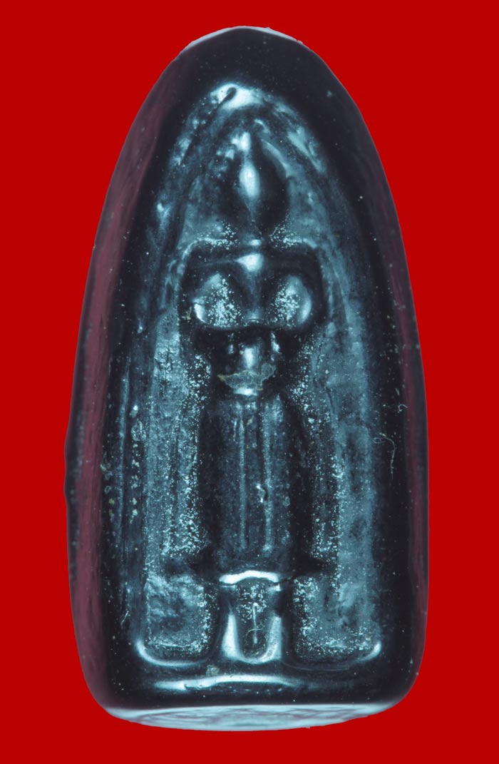 พระปางยืนอุ้มบาตร (พระประจำวันเกิด วันพุธกลางวัน) พิมพ์เล็ก เนื้อแร่พรหมชะแง้ หลวงพ่ออุ้น วัดตาลกง จ