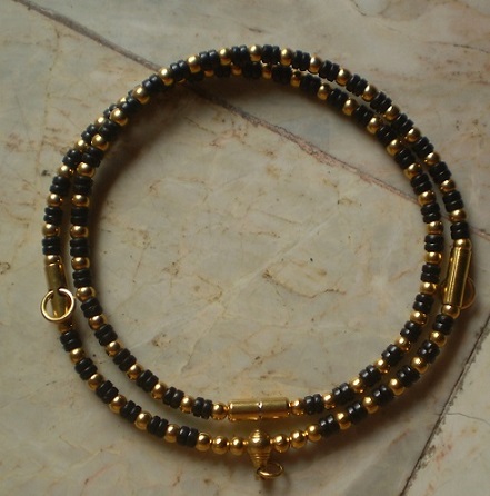 สร้อยกะลาตาเดียว  3 ห่วง   บวกเม็ดสแตนเลสไมครอน งานเลเซอร์  เคาะเดียว   