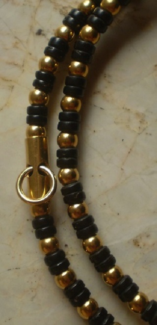 สร้อยกะลาตาเดียว  3 ห่วง   บวกเม็ดสแตนเลสไมครอน งานเลเซอร์  เคาะเดียว   