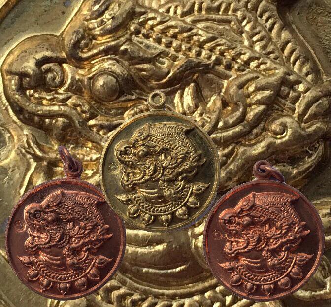 	เคาะเดียว3เหรียญหนุมานไตรจักรสวยเดิมพร้อมกล่อง