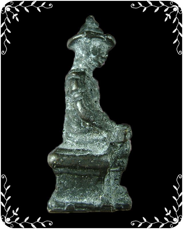 รูปหล่อพระเจ้าตากสิน 