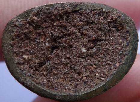 กริ่งมหาจักรพรรดิ์ วัดหลักเมือง หลวงปู่หมุนเสกร่วมกับเกจิมาก มาย เนื้อโสฬสธาตุเหล็กไหล เคาะเดียว 