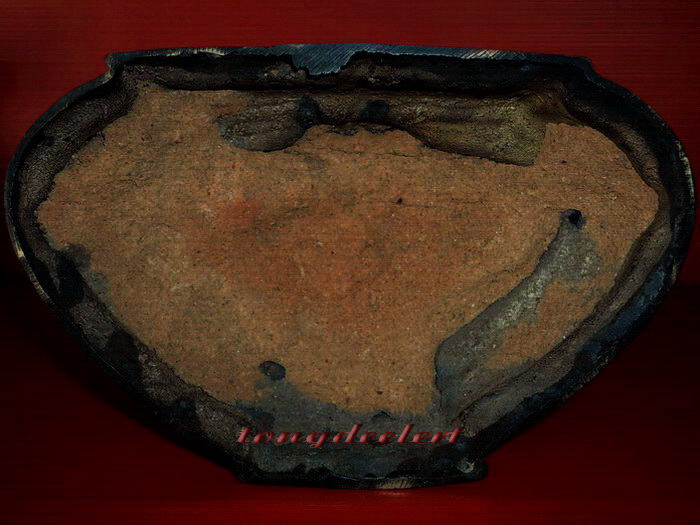 พระบูชาสมเด็จพระพุทธโคดม หลวงพ่อขอม วัดไผ่โรงวัว จ.สุพรรณบุรี ใต้ฐานดินไทยสวยมากค่ะ