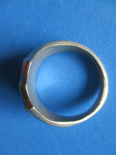 แหวนหน้าโล่ห์ หลวงพ่อจง วัดหน้าต่างนอก เนื้ออัลปาก้า