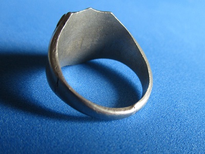 แหวนหน้าโล่ห์ หลวงพ่อจง วัดหน้าต่างนอก เนื้ออัลปาก้า