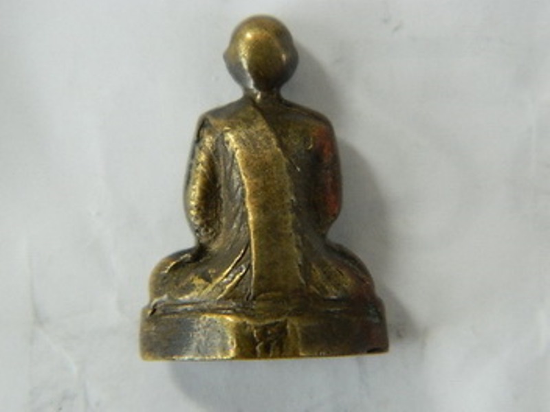 รูปเหมือนปั๊มอุดกริ่ง หลวงพ่อช้อย วัดหัวงิ้ว ปี07 รุ่นแรก จ.นครสวรรค์