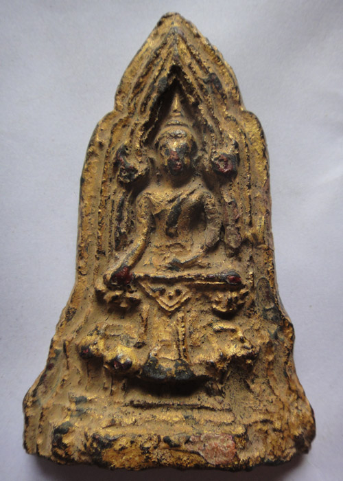 โคนสมอ ปางมาวิชัย เนื้อดินลงรักปิดทองล่องชาด เนื้อจัด ดูง่าย ราคาหลักร้อยปลายๆเองครับ