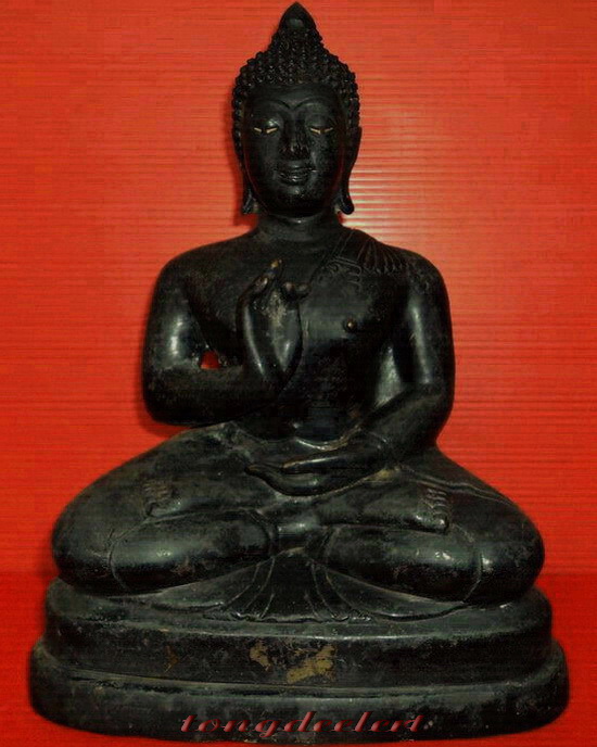 พระพุทธทักษิณมิ่งมงคล วัดเขากง จ.นราธิวาส ตามุก หล่อดินไทย สวยมากค่ะ