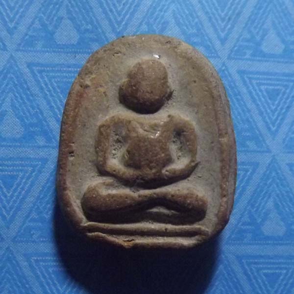 พระกรุสังกระจาย หลวงพ่อเข่ง วัดพระพิเรนทร์