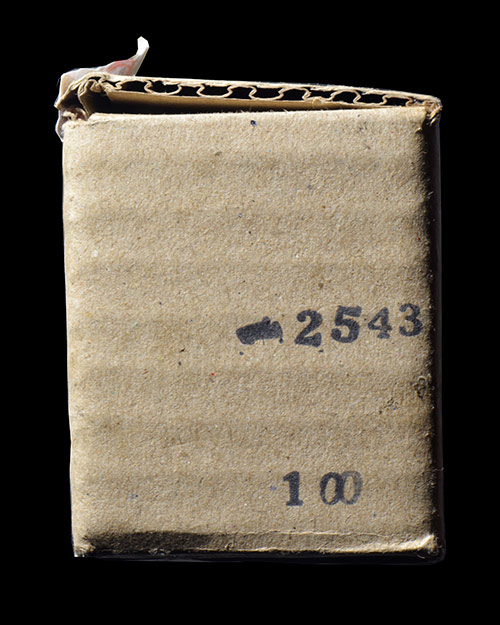 รูป ขนาด2.0x1.5นิ้ว หลวงปู่หมุน วัดบ้านจาน จ.ศรีสะเกษ มีจีวร+เกศา ตอกโค้ดนะ2โค้ด(100ใบ)+กล่องเดิม