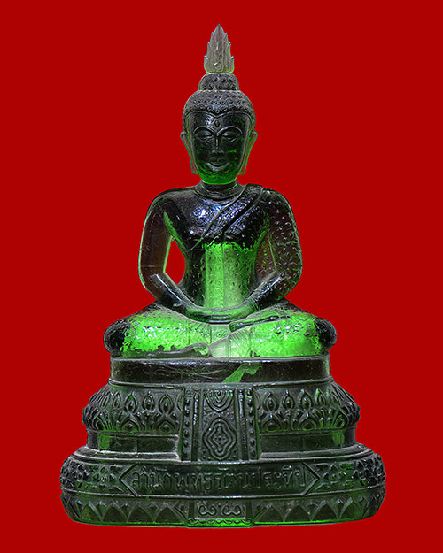 พระบูชา5นิ้ว JAPAN พระแก้วมรกต พิธี25 พุทธศตวรรษ เนื้อสีเขียว สำนักพุทธรัตนประทีป สภาพสวยมาก