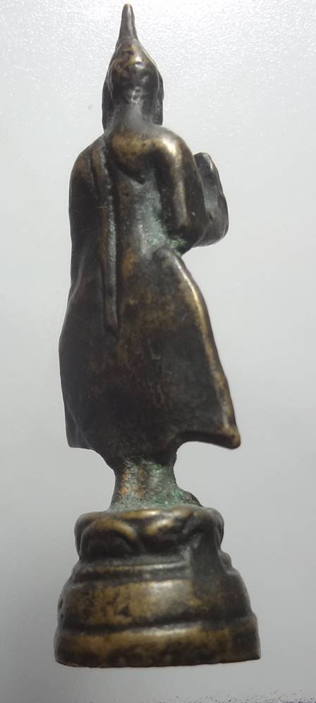  รูปหล่อพระประจำวัน หลวงปู่ใจ วัดเสด็จ จ.สมุทรสงคราม 