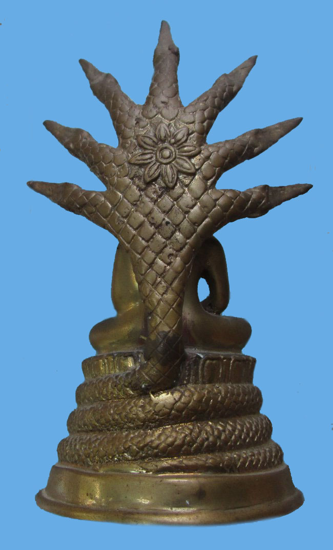 พระบูชาเนื้อทองเหลือง 2 องค์ พระนอนยาว 5 นิ้ว นาคปรกหน้าตัก 2 นิ้ว เคาะเดียวครับ