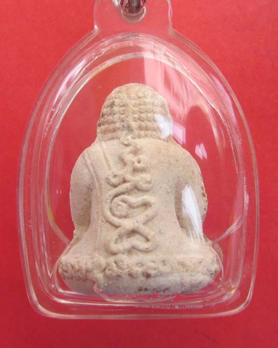 พระผงปิดตารุ่นไตรมาสรวยทันใจ 43 พิเศษมีจีวร